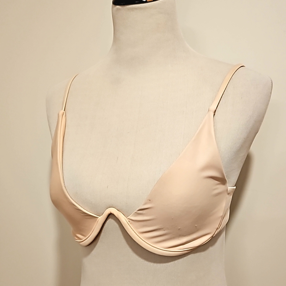 ZAFUL blush pale pink plunge padded  push-up bikini top Medium size 6 EUC